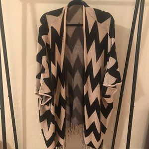 Black & cream chevron kimono